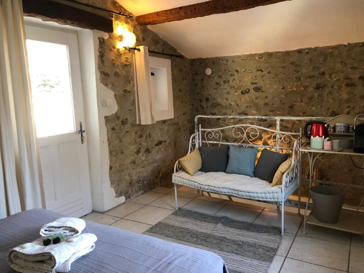 Chambre D'Hotes Lou Pataclet Charols Εξωτερικό φωτογραφία